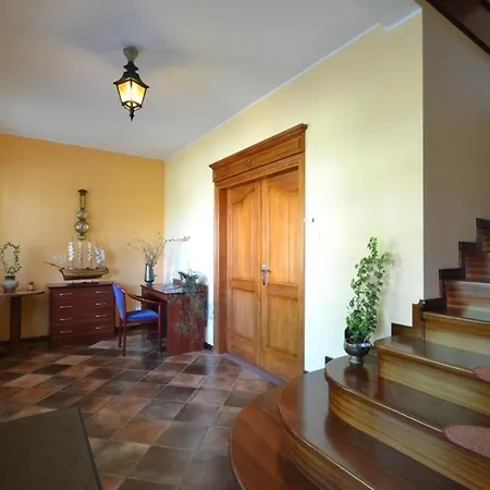 ゲストハウス Dworek Morski 3*